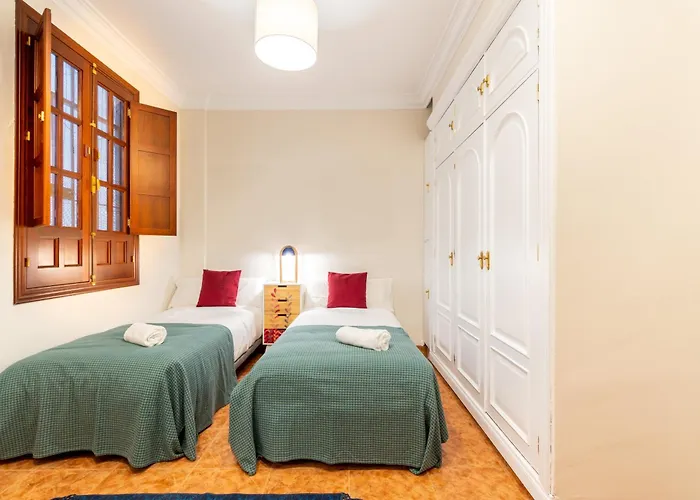 Aoa Green Gardens Family House