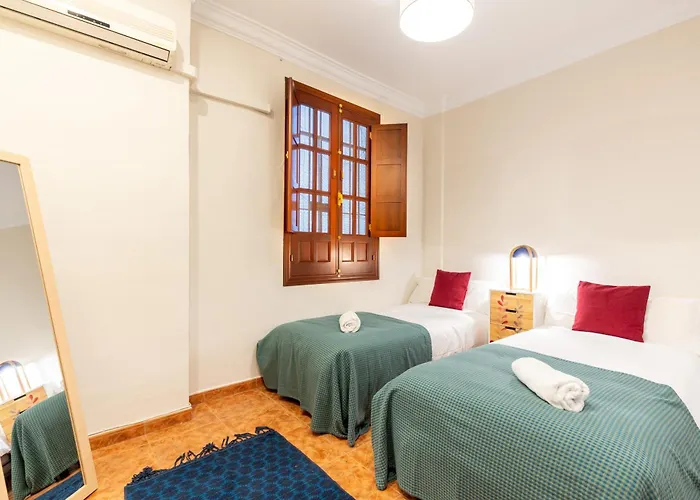 Aoa Green Gardens Family House