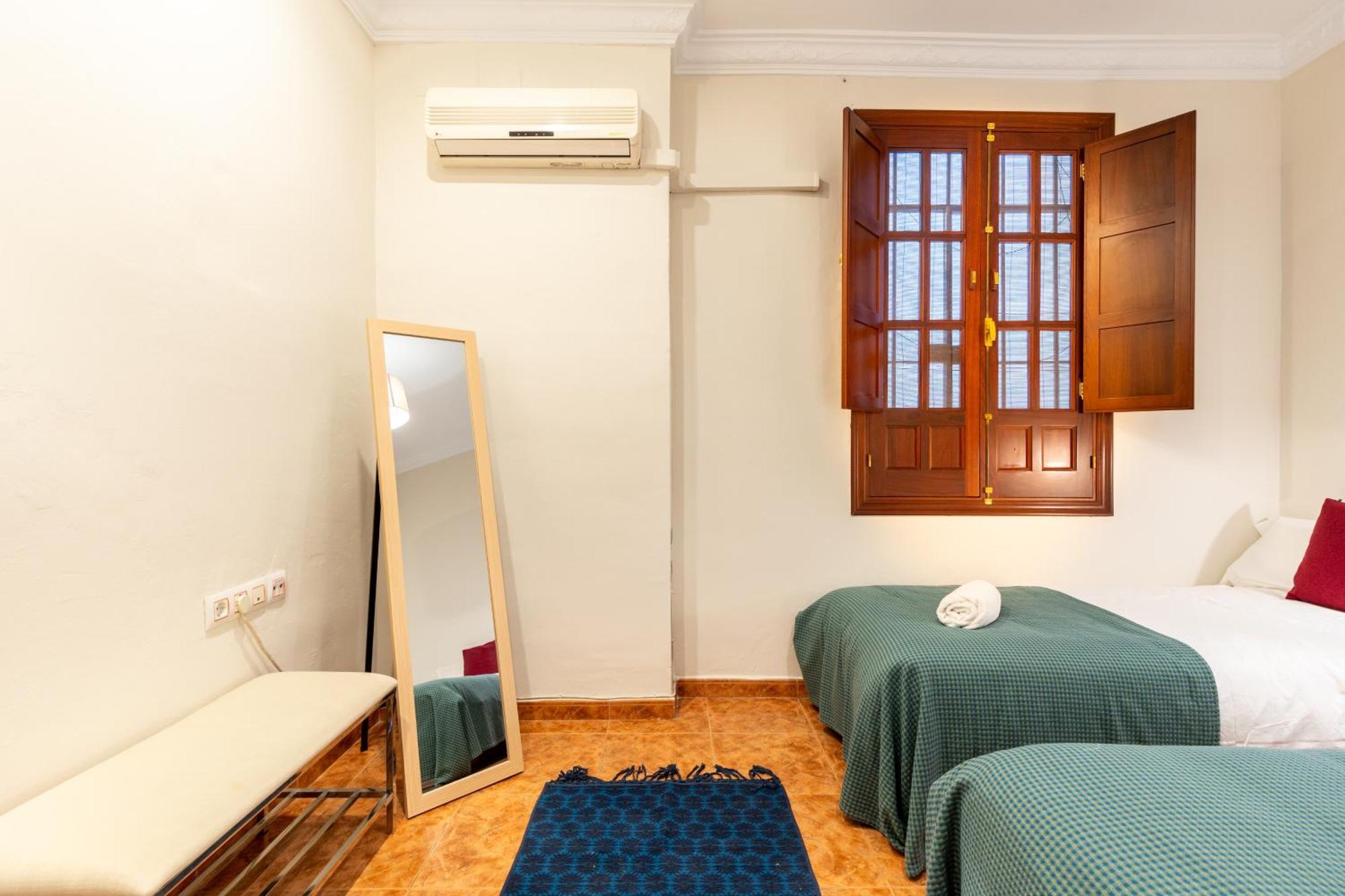 Apartament Aoa Gardens Family House